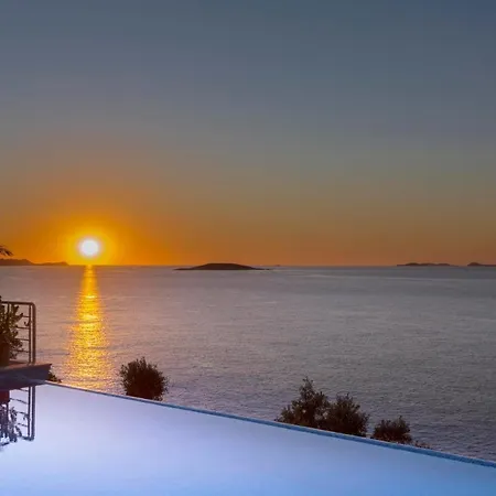Yenikoy Sleeps 10 Pool Air Con Wifi Yenikoy (Kas)