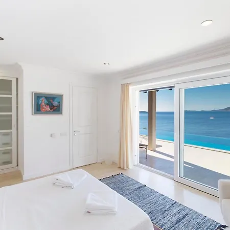 Yenikoy Sleeps 10 Pool Air Con Wifi Villa Yenikoy (Kas)